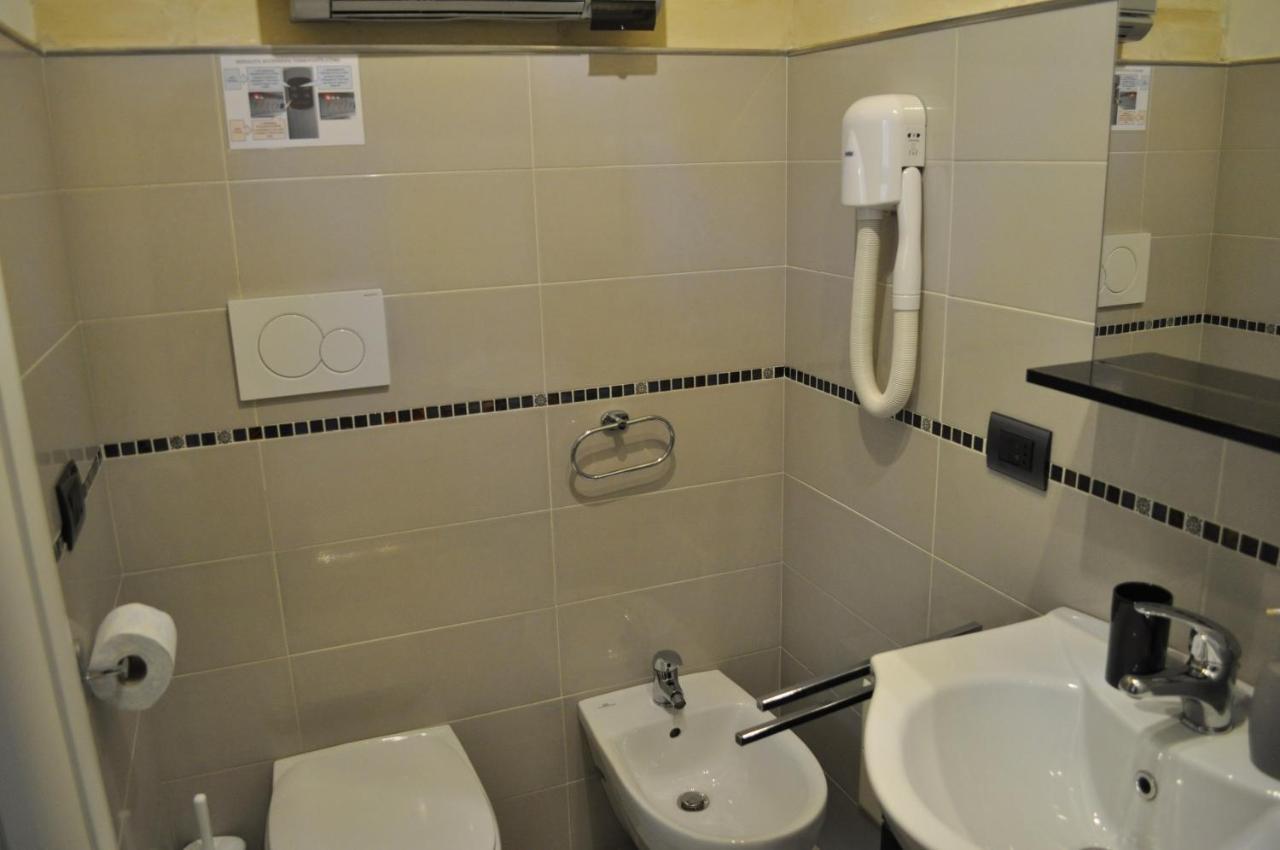 B&B Lecce Holidays Екстериор снимка